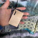 Alberto Makali ‎ tropical scenery art to wear cold shoulder short sleeves blouse Photo 4