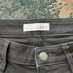 Ann Taylor LOFT Curvy Straight Leg Jeans Mid Rise Black Women’s 2 Stretch Denim Photo 13