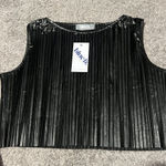 Blue Blush NWT Blue B black crop top M Photo 0