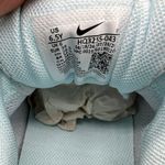 Nike Vomero 5 GS “Metallic Swoosh” size 6.5y Photo 5