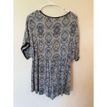 Hem & Thread  Short Sleeve Button Front Tunic Blouse Paisley Blue Women's Size M Photo 1