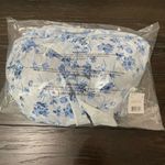 A pea in the pod Maternity Swimsuit Medium White Blue NEW Floral Ruffle Beach Photo 5