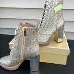 Michael Kors Logo Lace-Up Boot - Pale Gold Photo 10