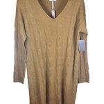 NWT Stitch Drop Women's Size Medium Beige V Photo 0