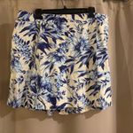 Ellen Tracy  Blue and White Patterned Skorts Photo 0