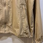 Lou & grey LOU GREY TAN MYLON RAIN JACKET
NWTS SIZE XL 2 SIDE POCKETS FULL ZIPPER NO HOOD Photo 4