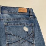 Aeropostale Women’s Distressed Jeans Size 4 Short Blue Inseam 28.5 Photo 3