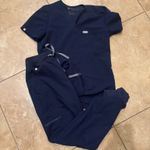 FIGS  Navy Scrub Set Jogger Pants Top Photo 0