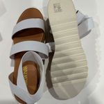 Dream Paris DREAM PAIRS Casual Platform Sandals -‎ Size 9 - NEW IN BOX. Photo 3