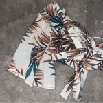 SheIn White and Green Flutter Sleeve Crop Blouse Photo 2