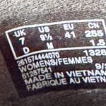 Clarks  Black Mazy Tisbury Ankle Chelsea Boots Wedge Leather Women's Size 9.5 EUC Photo 2