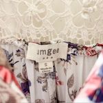 Umgee  white floral tunic lace detail back Photo 4