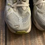 On Cloudeclipse Running Shoes size 9.5 White Photo 3