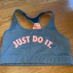 Nike sports bra Photo 0