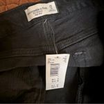 Abercrombie & Fitch NWT the skinny high rise black jeans Photo 3