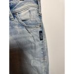 Silver Jeans  Co Women's Size 27x25 Aiko Slim Cropped Jeans Distressed Photo 4