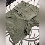 American Eagle  Highest Rise Mom Shorts Women’s Sz 2 EUC Photo 1