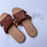 Time And Tru  Women's Slip On Low Heel Sandals  NWT Sz 8 Photo 3