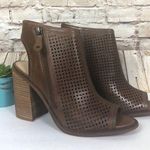 Kelsi Dagger NEW  Brooklyn Mason Open Toe Heeled Sandals Photo 0