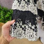 Gianni Bini  Women's Layered Lace Embroidered Top Size Small Photo 4