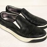 Johnston & Murphy  Womens 7M Slip-on Textile Leather Snakeskin Pattern Sneaker Photo 4
