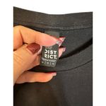 District Black Short Sleeve Santarpios Pizza East Boston T Photo 3