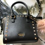 Guess Purse Photo 0