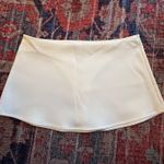 Danielle Guizio white  skirt  Photo 0