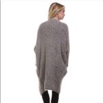 Tea & Cup Rose Faux Fur Pocket Cardigan Photo 2