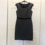 The Limited  Gray and Black Pencil Straight Dress Office Workwear Size 2 Photo 3