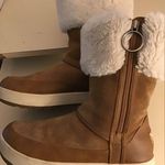 Koolaburra By Ugg women chestnut suede faux fur waterproof Tynlee boots Size 9 Orange Photo 3