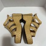 a.n.a A New Approach  Merlin Natural Chunky Heeled Sandal NWT Size 9.5 Photo 3
