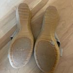 Italian Shoemakers Italian Shoemaker wedges size 8 Italy Cream Tan Photo 4