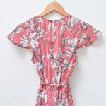 Haute Monde Red Striped Short Sleeve Floral Romper with Tie Waist. Size Small Photo 4