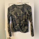 Old Navy  | Camo Workout Shirt, Size XS Photo 0