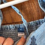 Old Navy  denim embroidered eyelet ruffle sleeve top m Photo 4