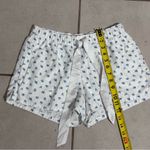 Hollister Women Elastic Waist Sleep Pajama Shorts White Floral size S Photo 4