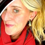 Nordstrom NWT Ettika modern Gold Hoop Earrings Photo 3