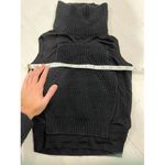 1. State  Women's Black Sleeveless Turtle Neck Pullover Knit Sweater Size X‎ Small Photo 5