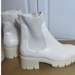 ZBY Women's Chunky Heel Sock Boot Cream Color Size 9 Photo 5