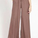 Evereve  Ariella Wide Leg Pull-On Satin Pants Womens Size M Brown Silky Pockets Photo 0