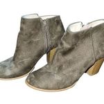 Old Navy Womens Ankle Bootie Basic High Heeled Shoes Olive Green Size 7 Photo 0