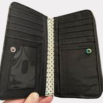 No Boundaries NOBO Oil Slick Skulls Wristlet Wallet Photo 2