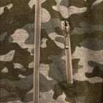 Tart Collections Women's Black and Gray camo lightweight Jacket with zippers Size XS Photo 2