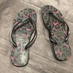 Havaianas  gray animal print sandals Photo 3