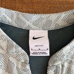 Nike  Dri-Fit Golf Shirt Womens Medium Victory Jacquard Light green DA3261-387 Photo 5