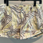 Calvin Klein Jeans Size 8 Tropical Palm Roll Tab Shorts Photo 0