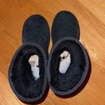 UGG Womens  Boots Photo 1