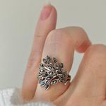 Boutique Dark Silver Floral Marcasite Ring “Ligeia” Leaves Flower Black Gray Metallic Jewelry Photo 12