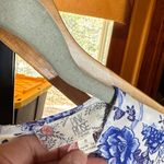 Pink Rose  Vintage Floral Blue and White Women's Top Size Small Photo 1